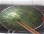 花胶沙虫瑶柱生菜粥的做法图解3