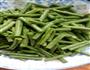 蒜末煸豇豆   夏季家常菜儿的做法图解2