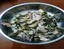 猪肉白菜干汤的做法图解3