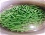 凉拌豇豆的做法图解1
