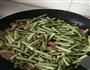 豇豆炒肉的做法图解6