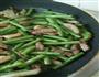 豇豆炒肉的做法图解7