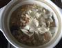 芡实百合杂锦煲的做法图解6