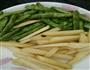 干煸土豆四季豆的做法图解2