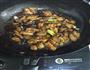 酸菜炖肉的做法图解6
