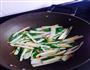 莲藕炒韭芽的做法图解5