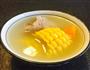 玉米胡萝卜猪骨汤的做法图解5