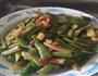 四季豆烧土豆的做法图解1