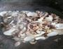 香菇杏鲍菇炒肉的做法图解3