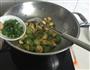 丝瓜鸡蛋炒面筋的做法图解7