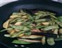 土豆茄子炖豆角的做法图解7