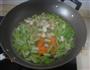 虾仁西芹百合的做法图解5