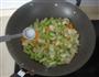虾仁西芹百合的做法图解9
