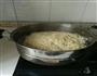 豆角焖面的做法图解2