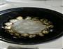 盐焗鹌鹑蛋的做法图解2