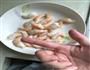 炒虾仁的做法图解1