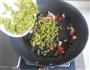 酸豆角炒腰花的做法图解8