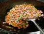 胡萝卜炒火腿肠的做法图解6