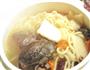 淮山枸杞炖花胶乌鸡汤面的做法图解5