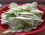 手撕包菜的做法图解1
