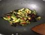青椒炒丝瓜的做法图解4
