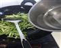 清炒芦笋的做法图解3