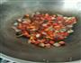 番茄腊肠意面的做法图解3