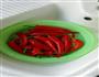 腌制辣椒的做法图解1
