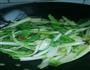 炝炒小白菜的做法图解1