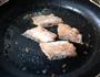 油煎鲜带鱼的做法图解2
