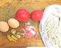 西红柿鸡蛋炒面的做法图解1