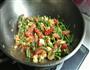 西红柿鸡蛋豆角拌面的做法图解12