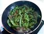五花肉炒豆角的做法图解2