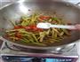 芹菜红椒炒肉片的做法图解8