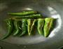 草菌酱油酿尖椒的做法图解4