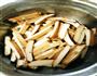 腊肉豆干小米辣的做法图解1