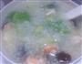 超鲜虾仁蘑菇菜粥的做法图解5
