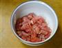 家常开胃菜，眉豆炒肉的做法图解1