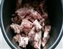 补肾果炖排骨的做法图解3