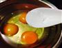 炖鸡蛋与炖南瓜的做法图解2