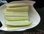 蒜香油泼茄子的做法图解1