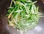 芹菜炒香干的做法图解6