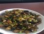 青豆烧茄子的做法图解1
