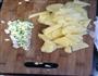 松蘑土豆片的做法图解2