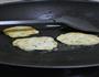 虾仁豆腐饼的做法图解4