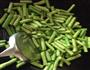 豆角橄榄菜的做法图解2