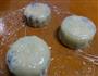 无烤箱福音麻薯松仁豆沙月饼的做法图解10
