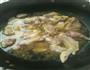 墨鱼炖土鸡的做法图解5