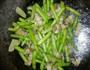 五花肉炒豆角的做法图解4