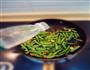 蒜蓉长豇豆的做法图解6